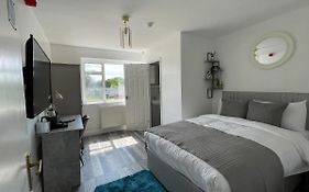 Isabella Rooms